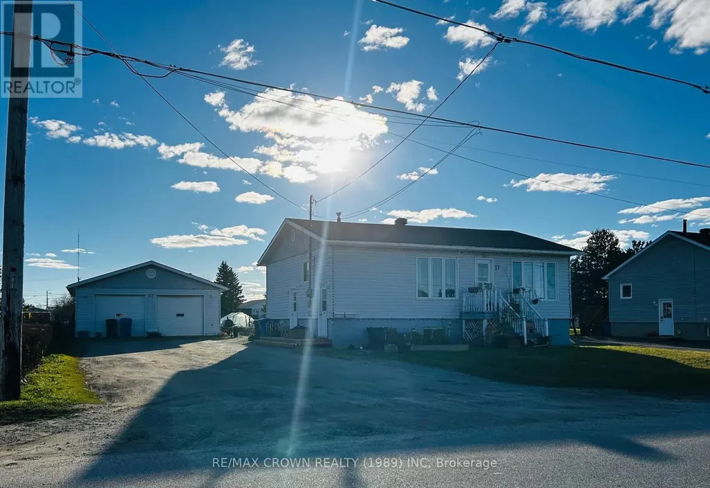 37 De L'etang Boulevard Kapuskasing ON P5N 2M6