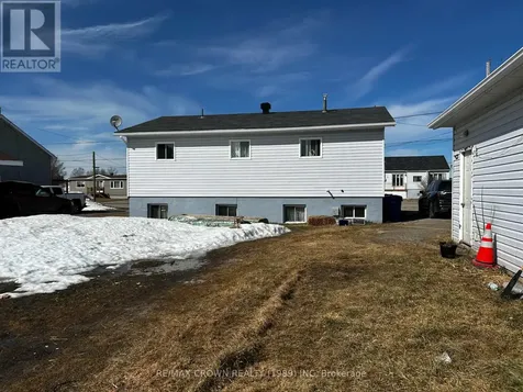 37 De L'etang Boulevard Kapuskasing ON P5N 2M6