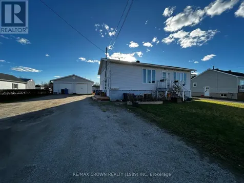 37 De L'etang Boulevard Kapuskasing ON P5N 2M6