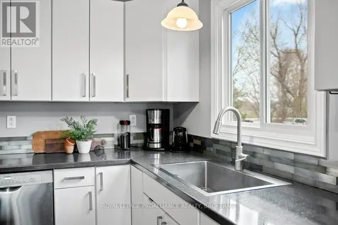 527 Bush Road Rideau Lakes ON K0G 1E0