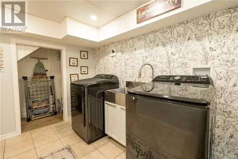 52 Cecil Street Garson ON P3L 1M6
