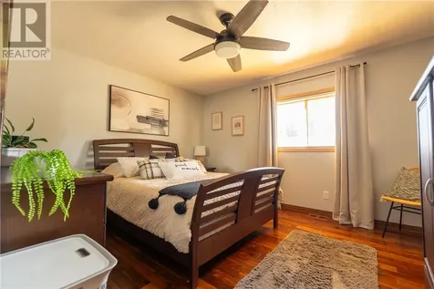 52 Cecil Street Garson ON P3L 1M6