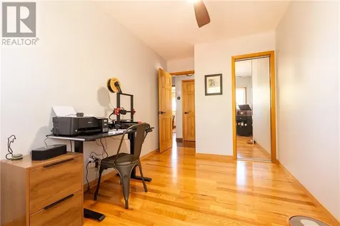 52 Cecil Street Garson ON P3L 1M6