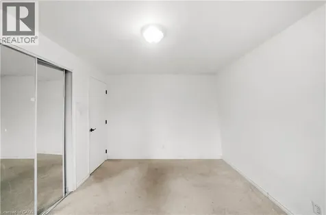 76 Borden Parkway Kitchener ON N2M 3T4