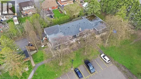 76 Borden Parkway Kitchener ON N2M 3T4