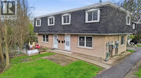 76 Borden Parkway Kitchener ON N2M 3T4