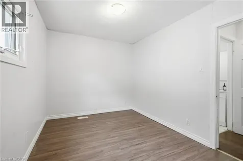 5432 Mcrae Street Niagara Falls ON L2E 1R5