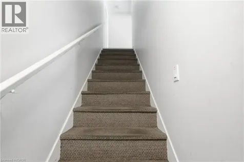 5432 Mcrae Street Niagara Falls ON L2E 1R5