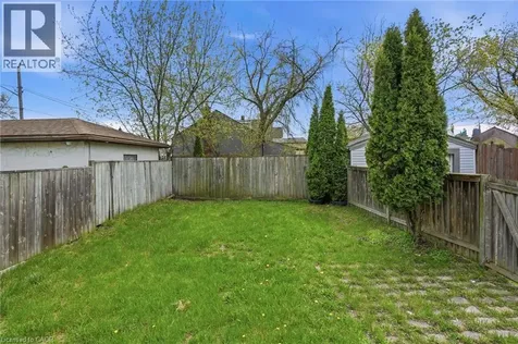 5432 Mcrae Street Niagara Falls ON L2E 1R5