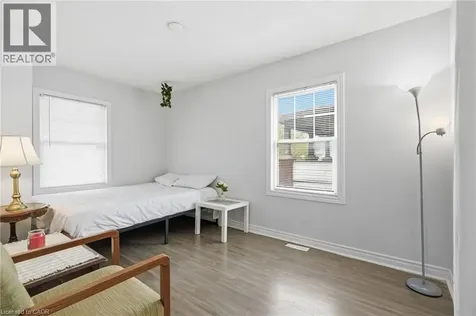 5432 Mcrae Street Niagara Falls ON L2E 1R5
