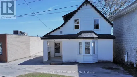 57 Nottawasaga Street Orillia ON L3V 3J5
