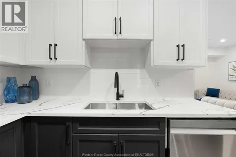 755 Grand Marais Windsor ON N8X 3H8