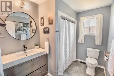 15 Jennings Drive Penetanguishene ON L9M 1K1