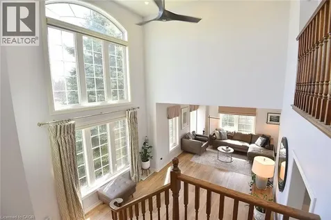 39 Panabaker Drive Ancaster ON L9G 0A2