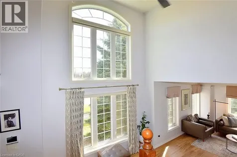 39 Panabaker Drive Ancaster ON L9G 0A2