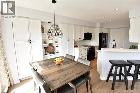 39 Panabaker Drive Ancaster ON L9G 0A2