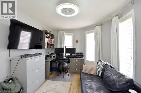 39 Panabaker Drive Ancaster ON L9G 0A2