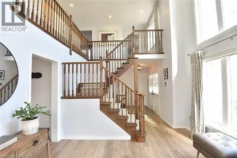39 Panabaker Drive Ancaster ON L9G 0A2