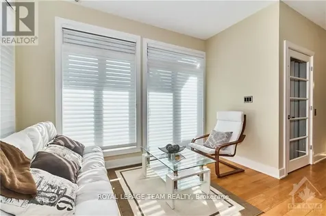 800 Melwood Avenue Ottawa ON K2A 3C3