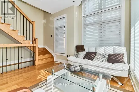 800 Melwood Avenue Ottawa ON K2A 3C3