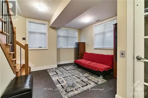 800 Melwood Avenue Ottawa ON K2A 3C3