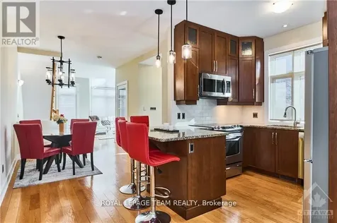800 Melwood Avenue Ottawa ON K2A 3C3