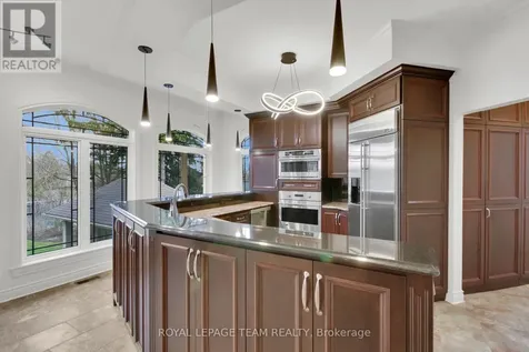 5591 Manotick Main Street Ottawa ON K4M 1A4