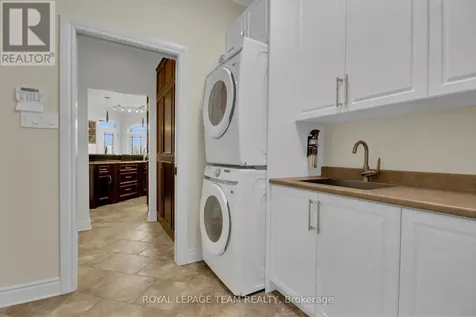 5591 Manotick Main Street Ottawa ON K4M 1A4