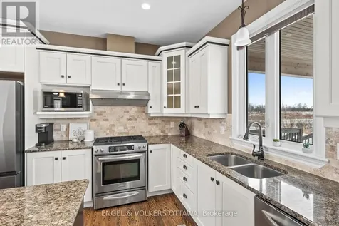 5579 Lombardy Drive Ottawa ON K0A 2W0