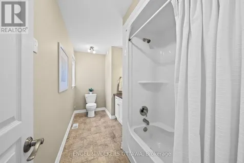 5579 Lombardy Drive Ottawa ON K0A 2W0