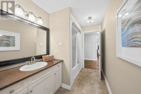 5579 Lombardy Drive Ottawa ON K0A 2W0