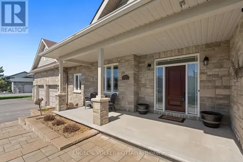 5579 Lombardy Drive Ottawa ON K0A 2W0