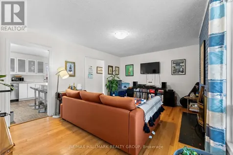 1318 Avenue Q Ottawa ON K1G 0B6
