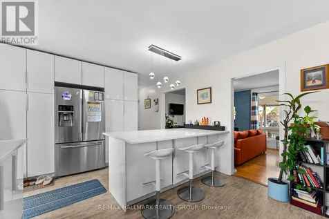 1318 Avenue Q Ottawa ON K1G 0B6