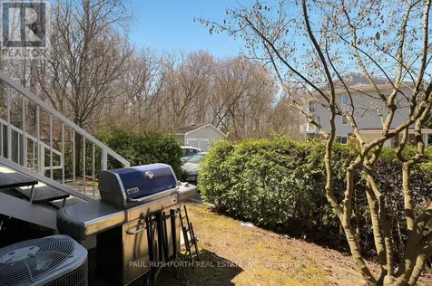 1400 Wildberry Court Ottawa ON K1C 7K6