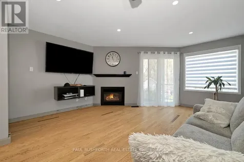 1400 Wildberry Court Ottawa ON K1C 7K6