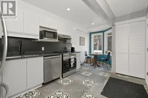 1400 Wildberry Court Ottawa ON K1C 7K6