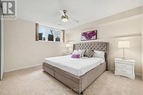 1607 Locksley Lane Ottawa ON K1J 1B6