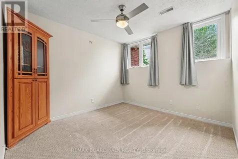 1607 Locksley Lane Ottawa ON K1J 1B6