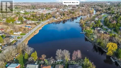 5655 Mahogany Harbour Lane Ottawa ON K4M 1K9