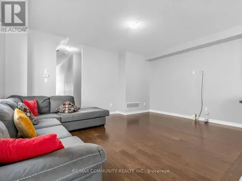 62 Littlewood Drive Whitby ON L1P 0H4