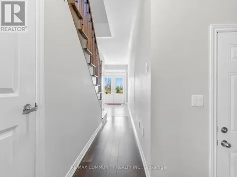62 Littlewood Drive Whitby ON L1P 0H4