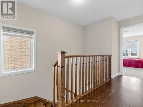 62 Littlewood Drive Whitby ON L1P 0H4