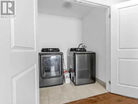62 Littlewood Drive Whitby ON L1P 0H4