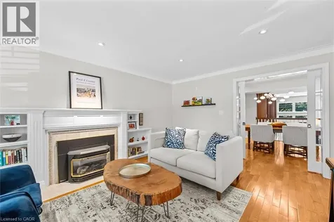 373 Torrance Street Burlington ON L7R 2R7