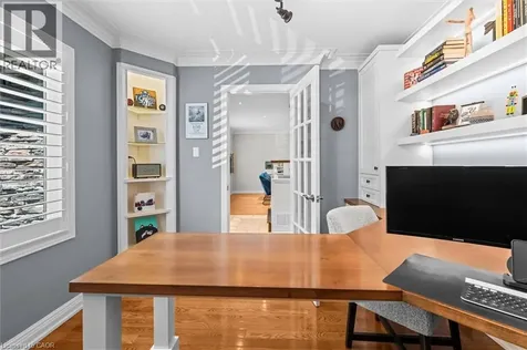 373 Torrance Street Burlington ON L7R 2R7