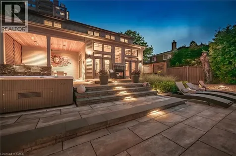 373 Torrance Street Burlington ON L7R 2R7