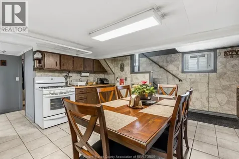 28 Albert Street Leamington ON N8H 3J8