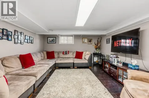 28 Albert Street Leamington ON N8H 3J8
