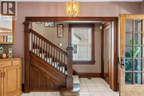 28 Albert Street Leamington ON N8H 3J8